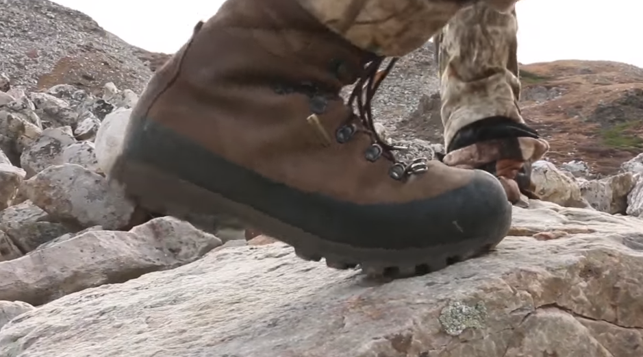 Best Hunting Boots - Read this article with top hunting boots reviewed