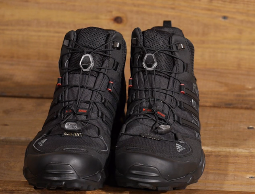 The Best Hiking Boots - We reviewed all different features and products