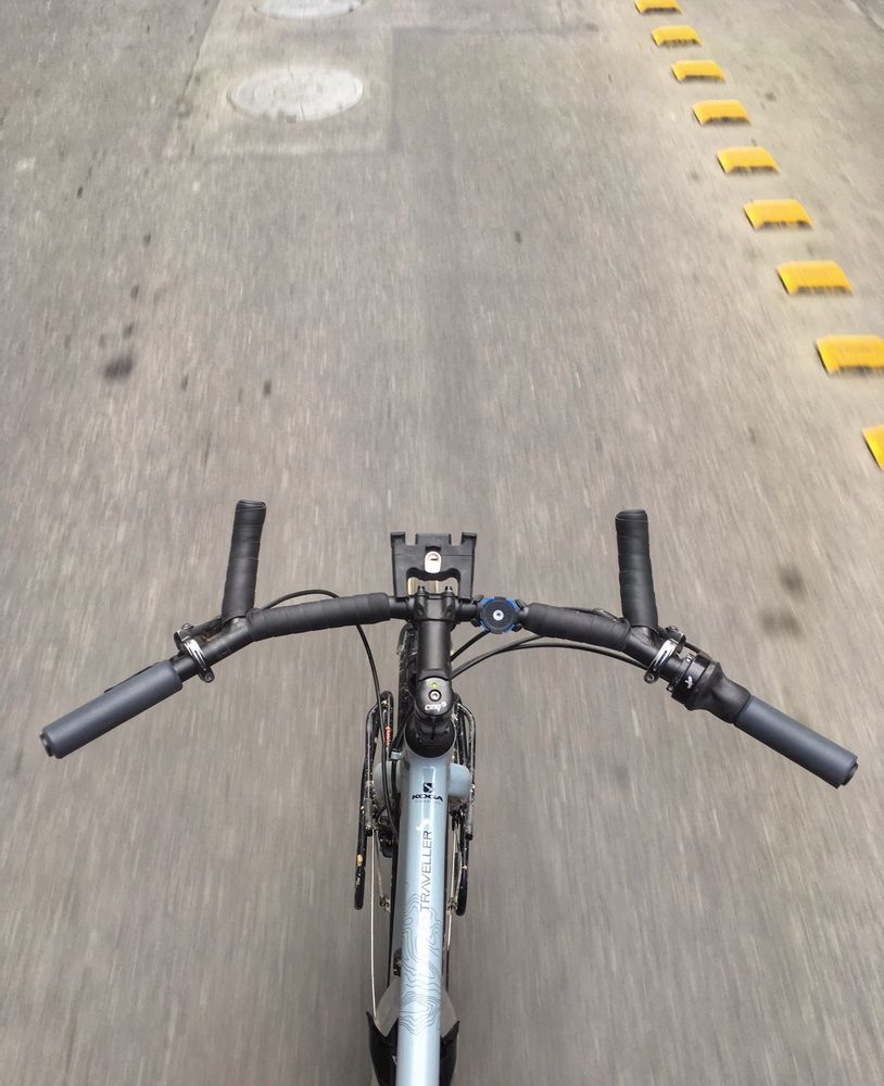 touring_bike_handlebars